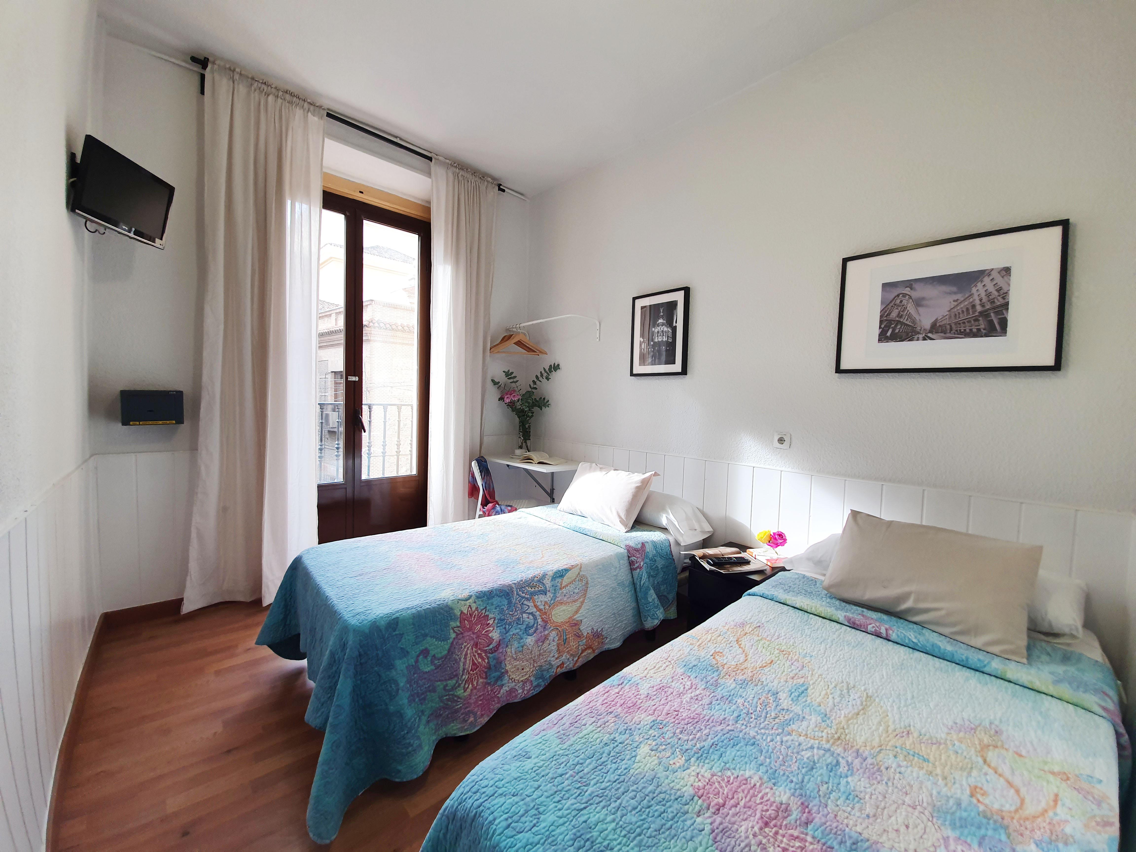 Hostal Alicante — Photos 3